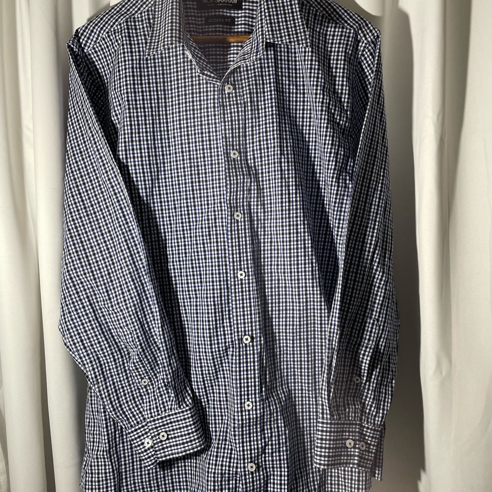 Mens button down - Picture 1 of 4